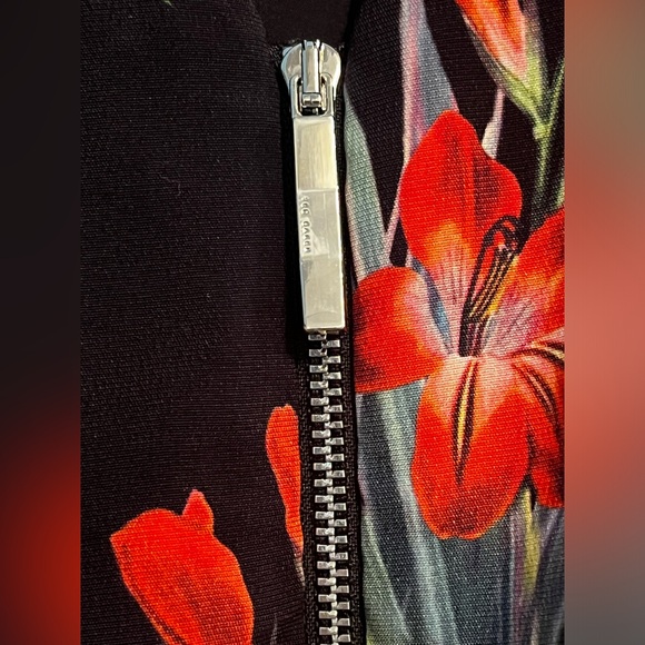 Ted Baker Trinni Jamboree Midi Floral V-Neck Flare Hem Dress - Picture 3 of 8